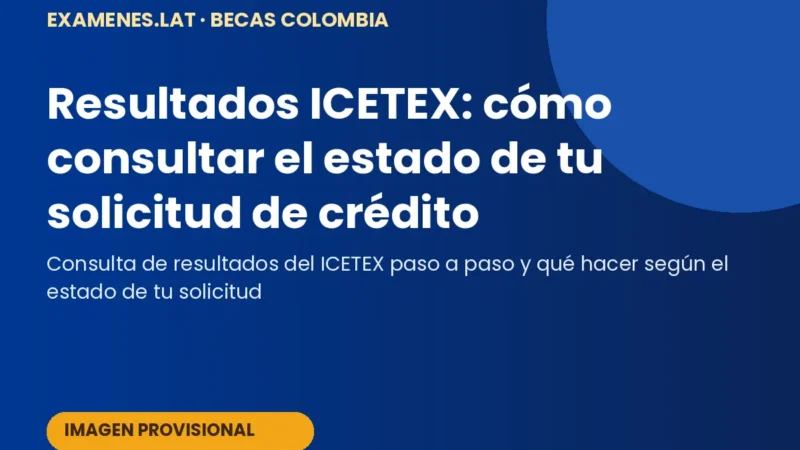Estudiante colombiana revisando los resultados ICETEX de su crédito en el portátil