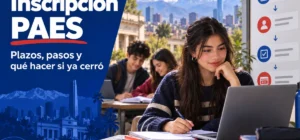 Estudiante realiza la inscripción PAES en línea desde su laptop